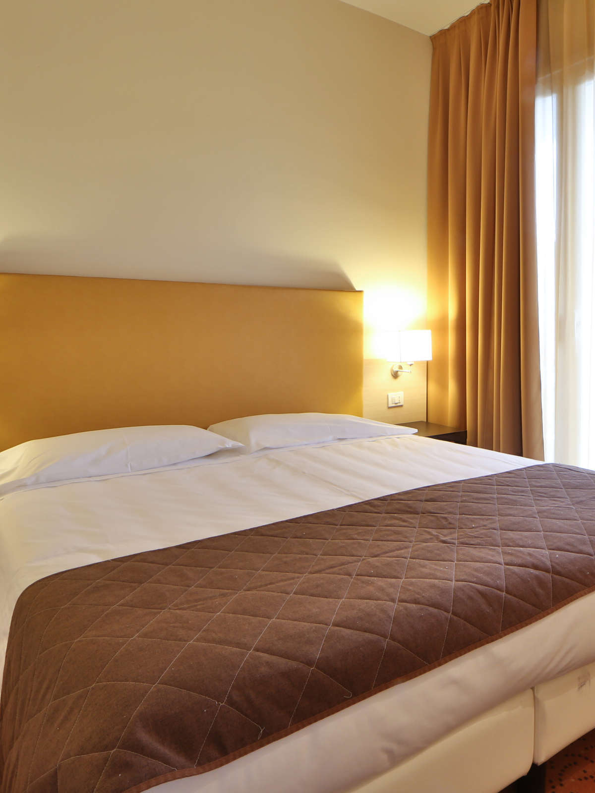 Hotel Regal Hotel & Apartments photo 2