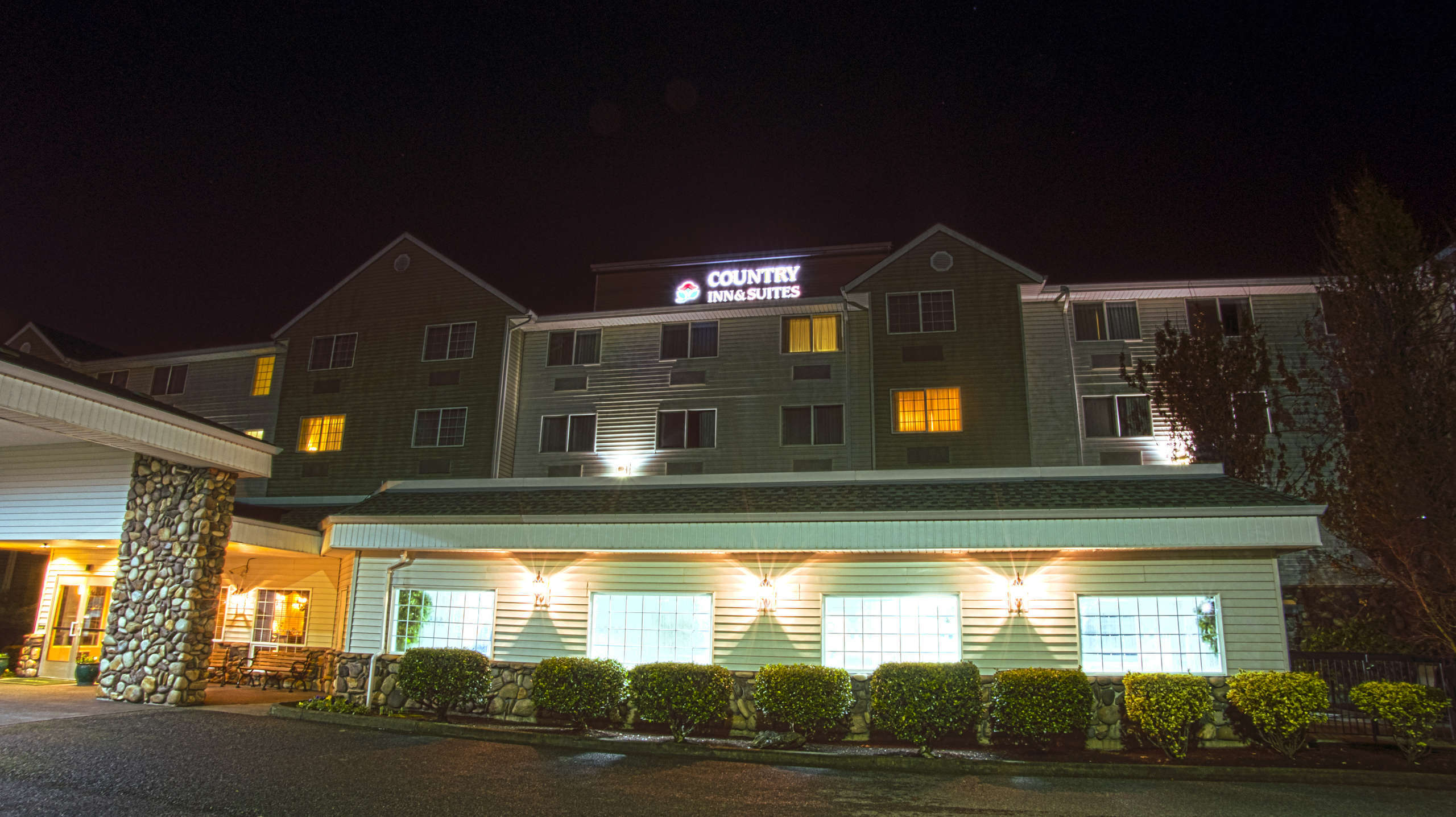 Country Inn & Suites by Carlson PDX