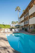 Hotel Red Lion Cathedral City photo 1