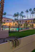 Hotel Desert Oasis photo 2