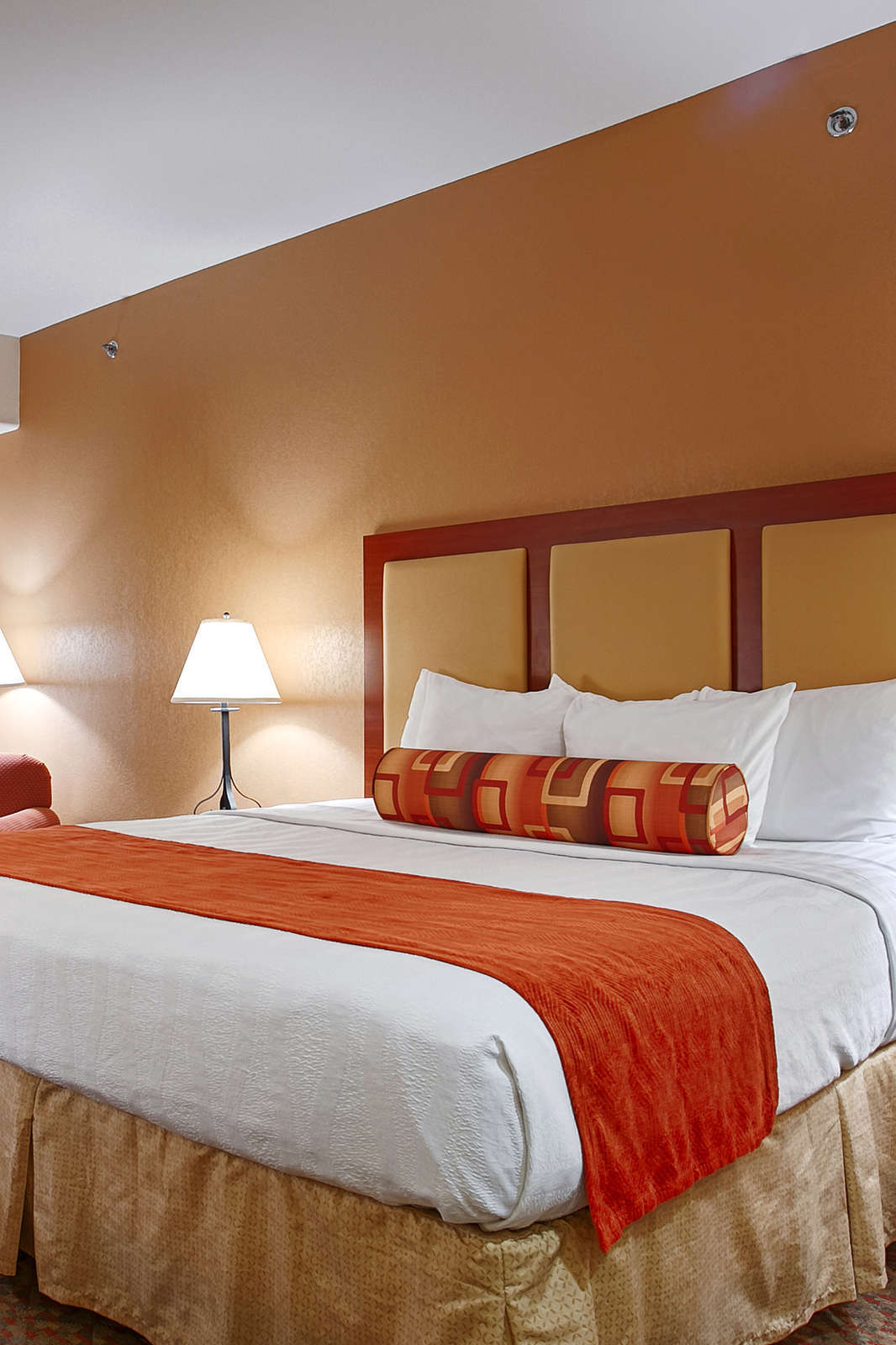 Hotel Best Western Plus Waxahachie Inn & Suites photo 3
