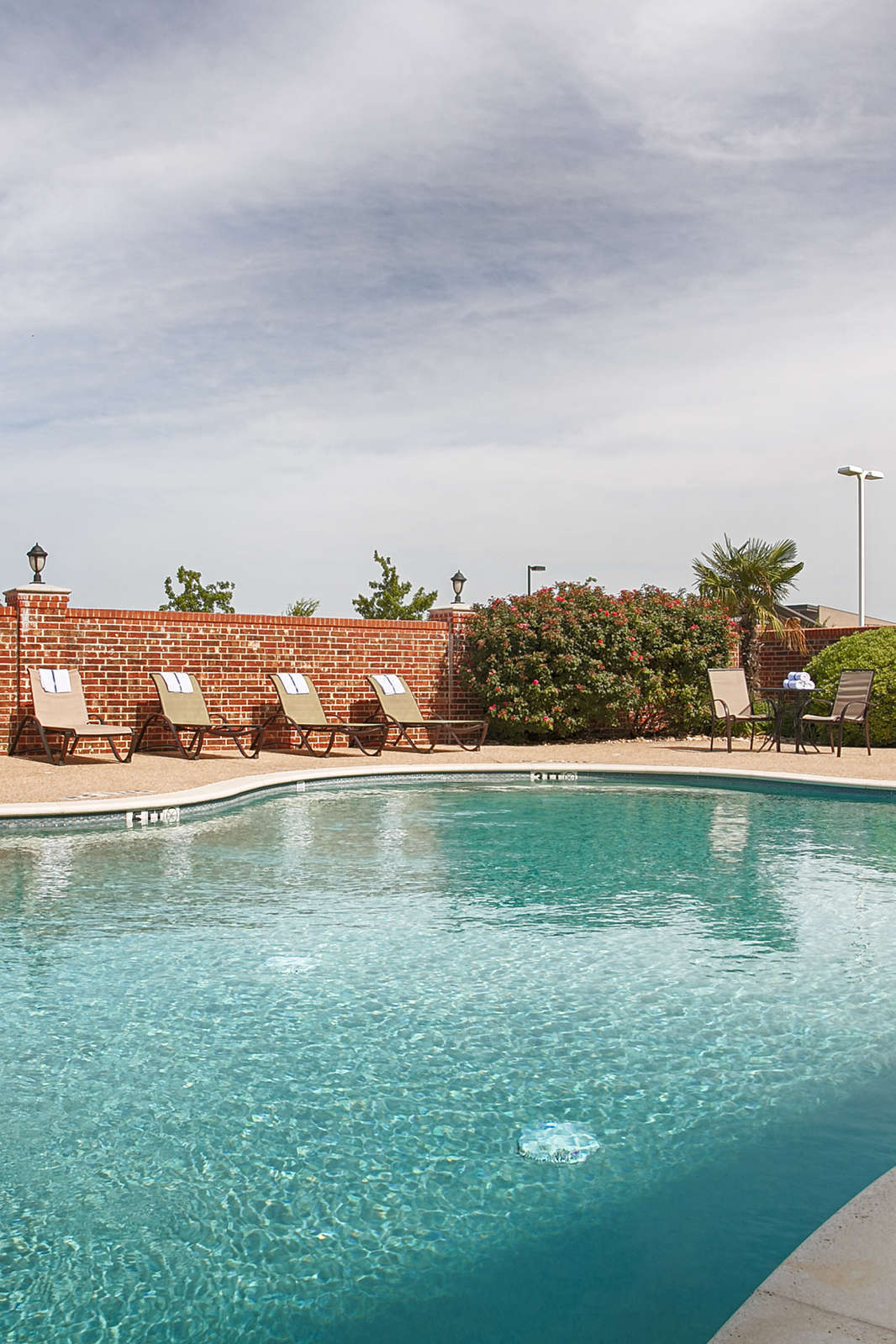 Hotel Best Western Plus Waxahachie Inn & Suites photo 1