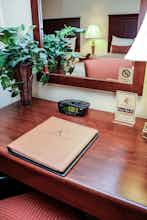 Hotel Regency Suites Midtown Atlanta photo 5