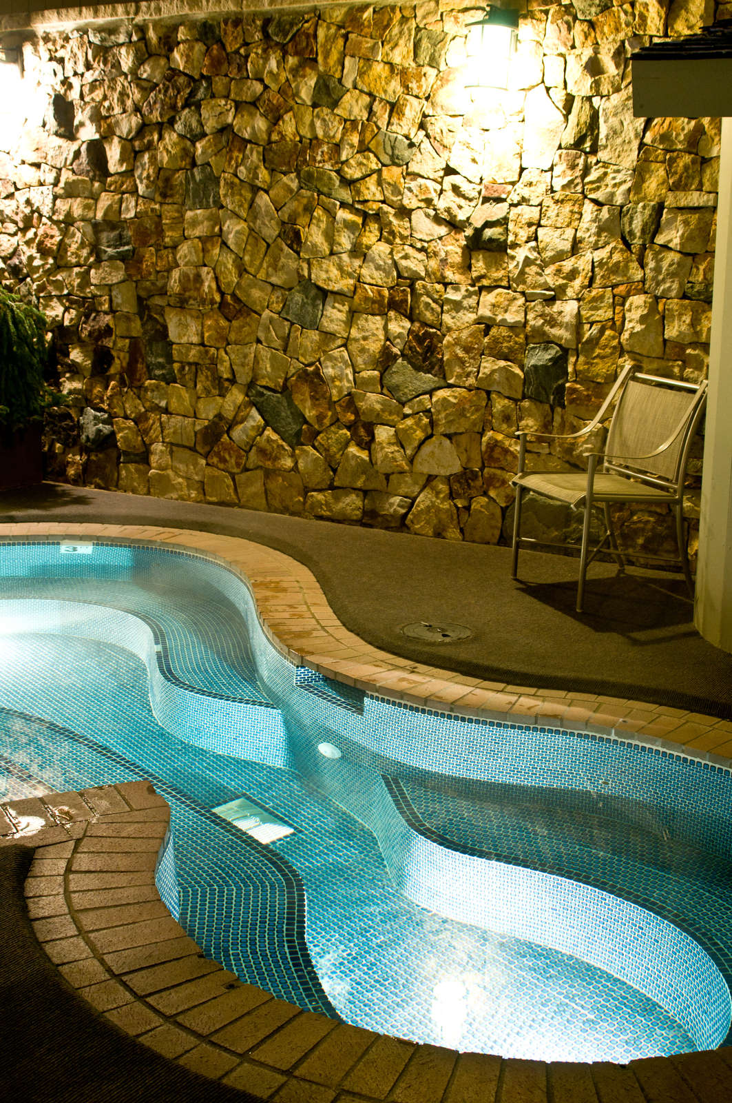 Hotel Vail's Mountain Haus photo 5