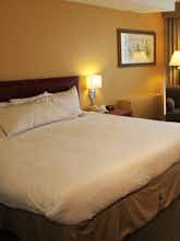 Hotel Ramada Plaza Milwaukee Airport photo 2