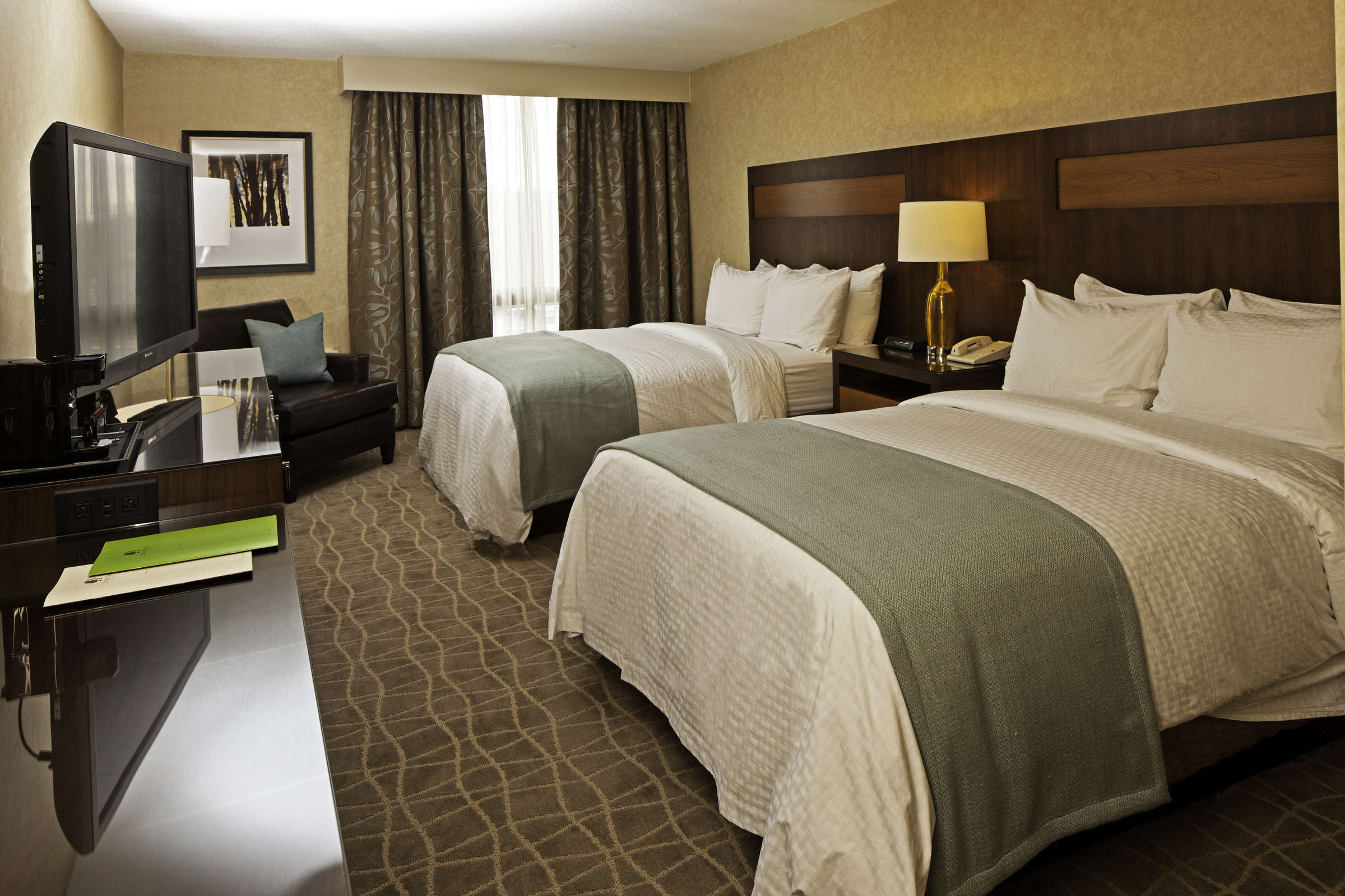 Hotel Doubletree by Hilton Pittsburgh Green Tree photo 4