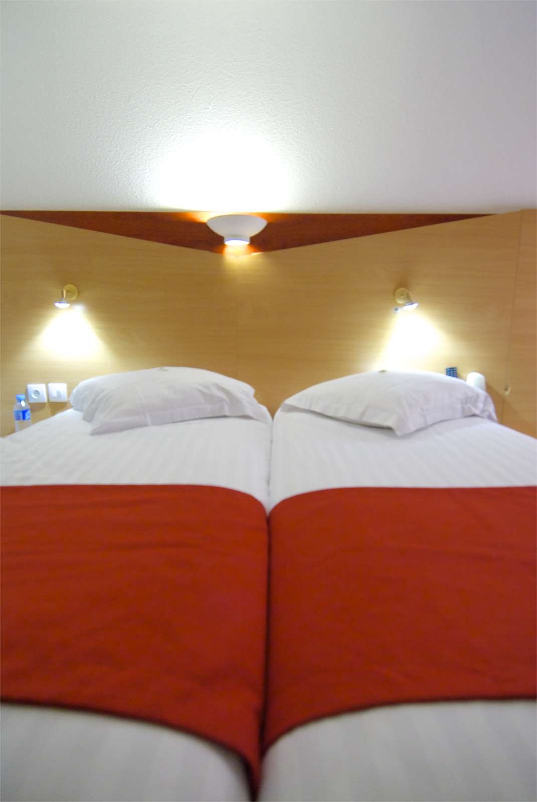 Hotel Kyriad Centre Port photo 3