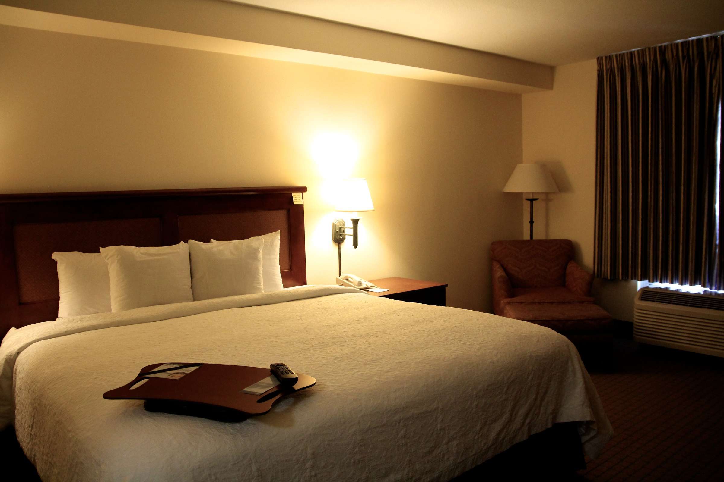 Hotel Hampton Inn & Suites Austin Airport photo 2