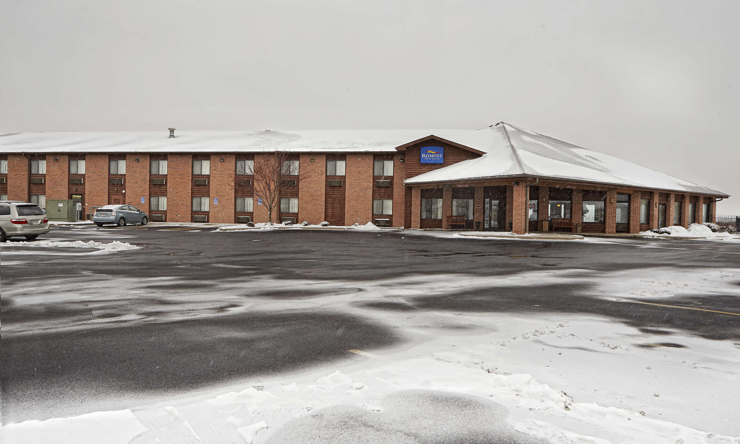 Baymont Inn & Suites Marshfield