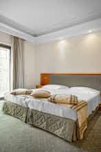 Hotel Royal Continental photo 2