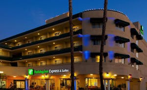 Holiday Inn Express & Suites PASADENA - LOS ANGELES