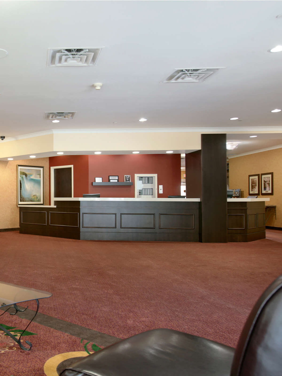 Hotel Ramada Niagara Falls/Fallsview photo 4
