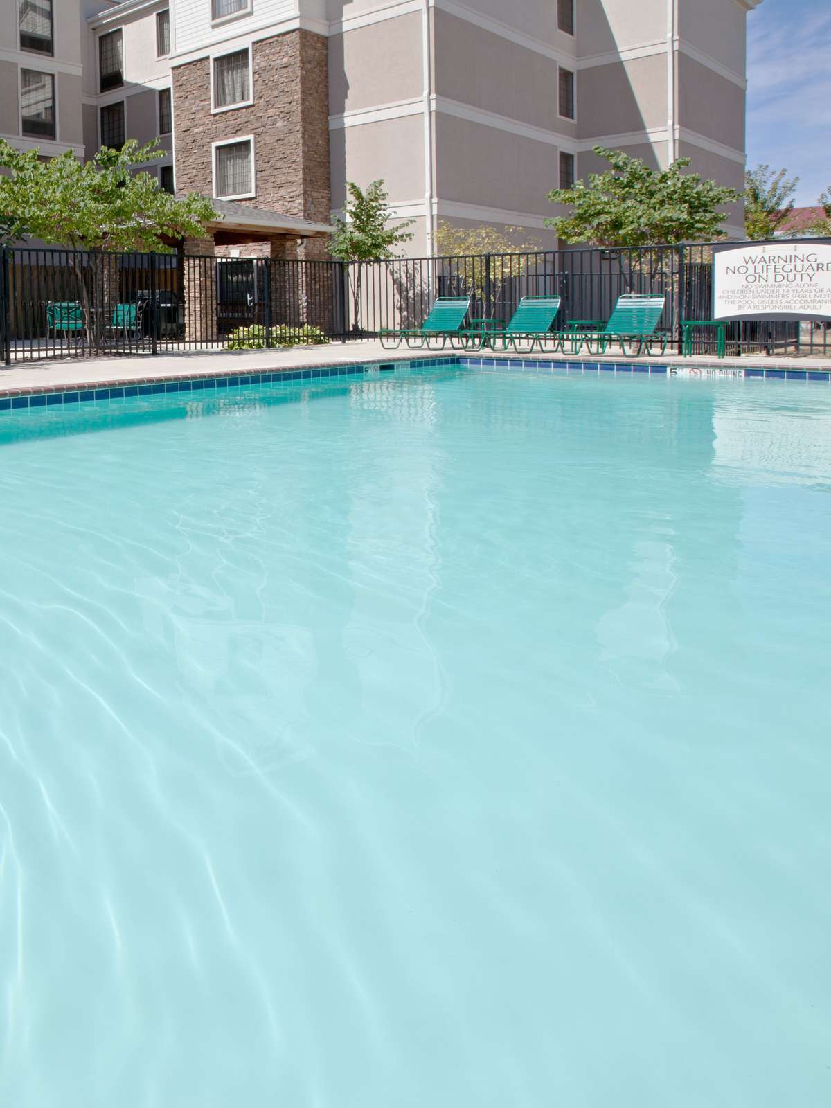 Hotel Staybridge Suites Indianapolis Airport photo 4