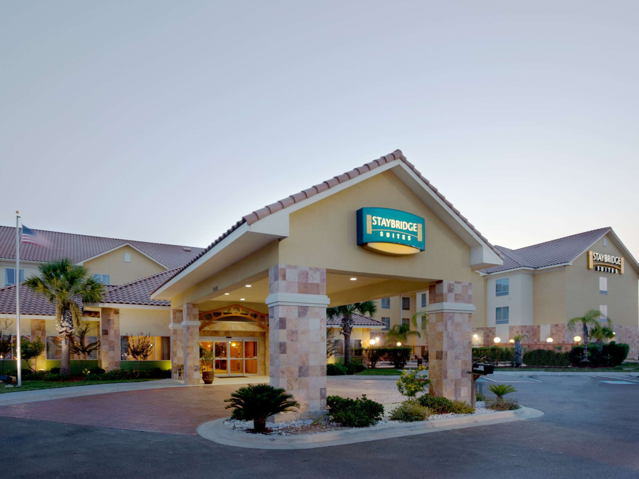 Staybridge Suites Laredo International Airport