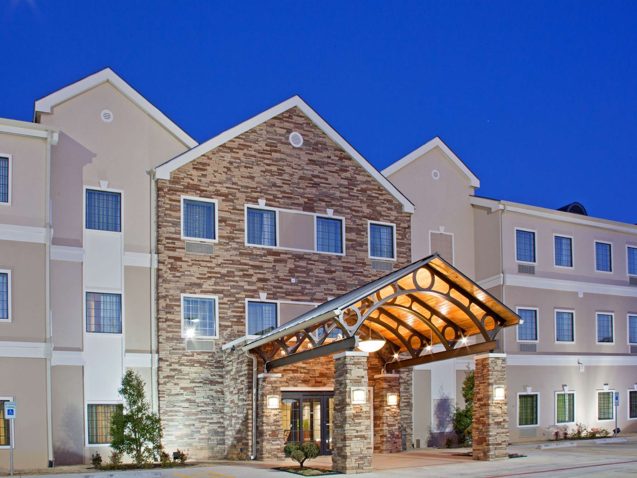 Staybridge Suites Tyler University