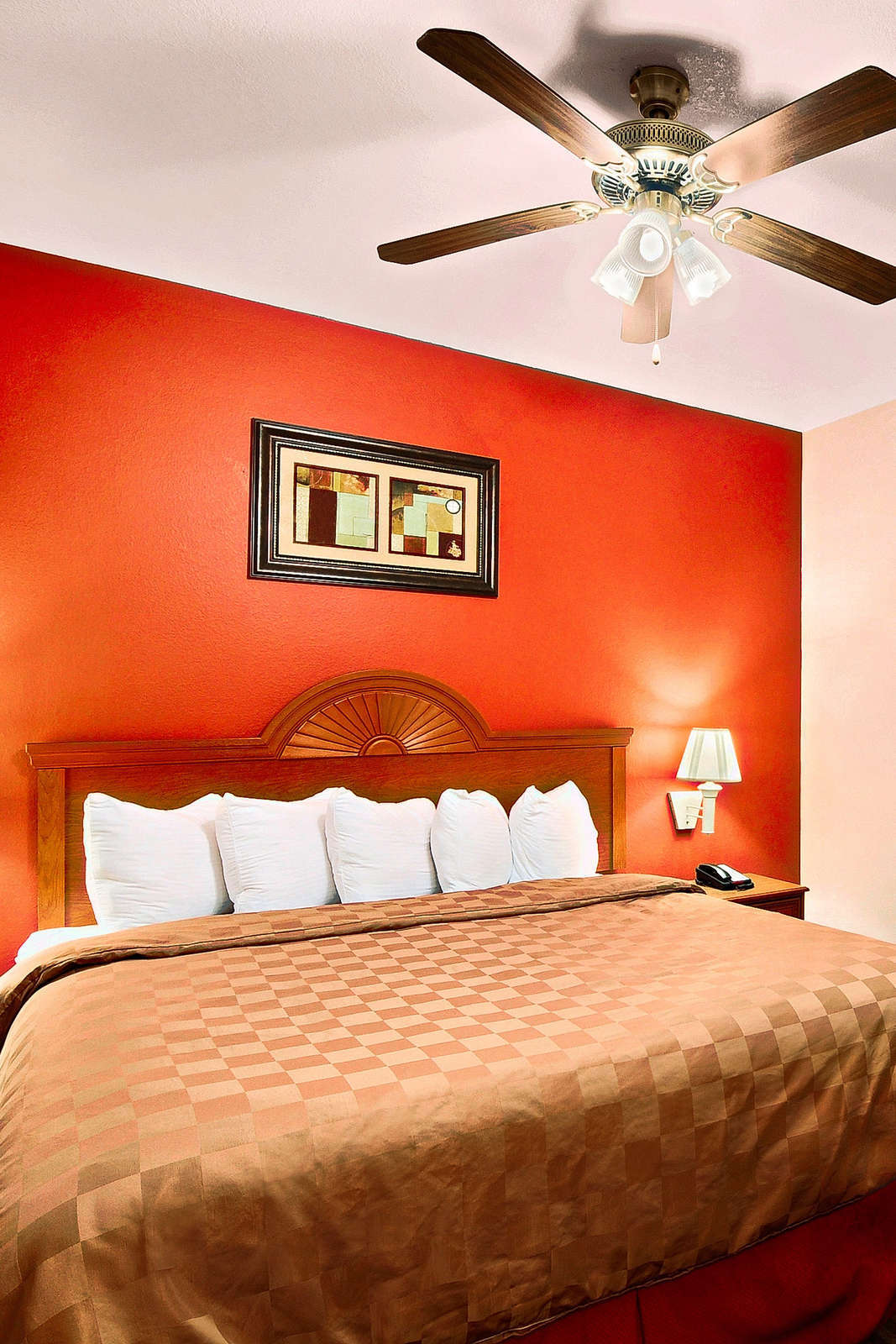 Hotel Days Inn and Suites Houston Hobby Airport photo 1