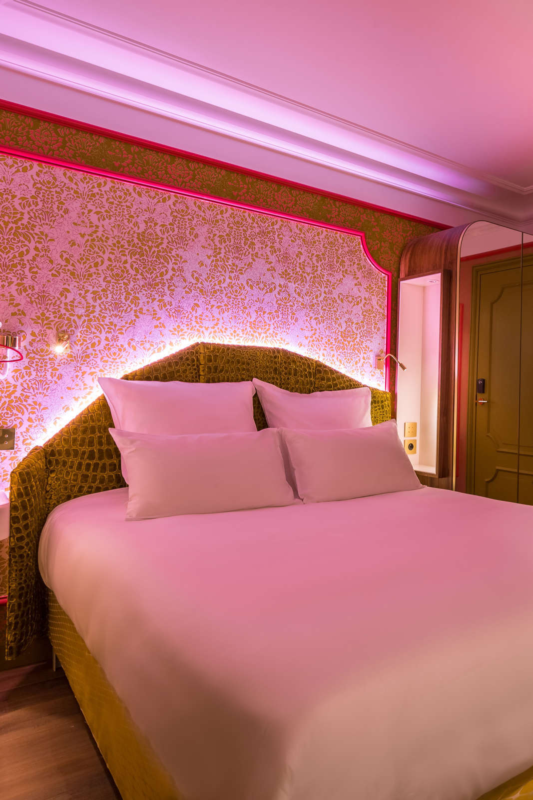 Hotel Idol Hotel by Elegancia photo 1