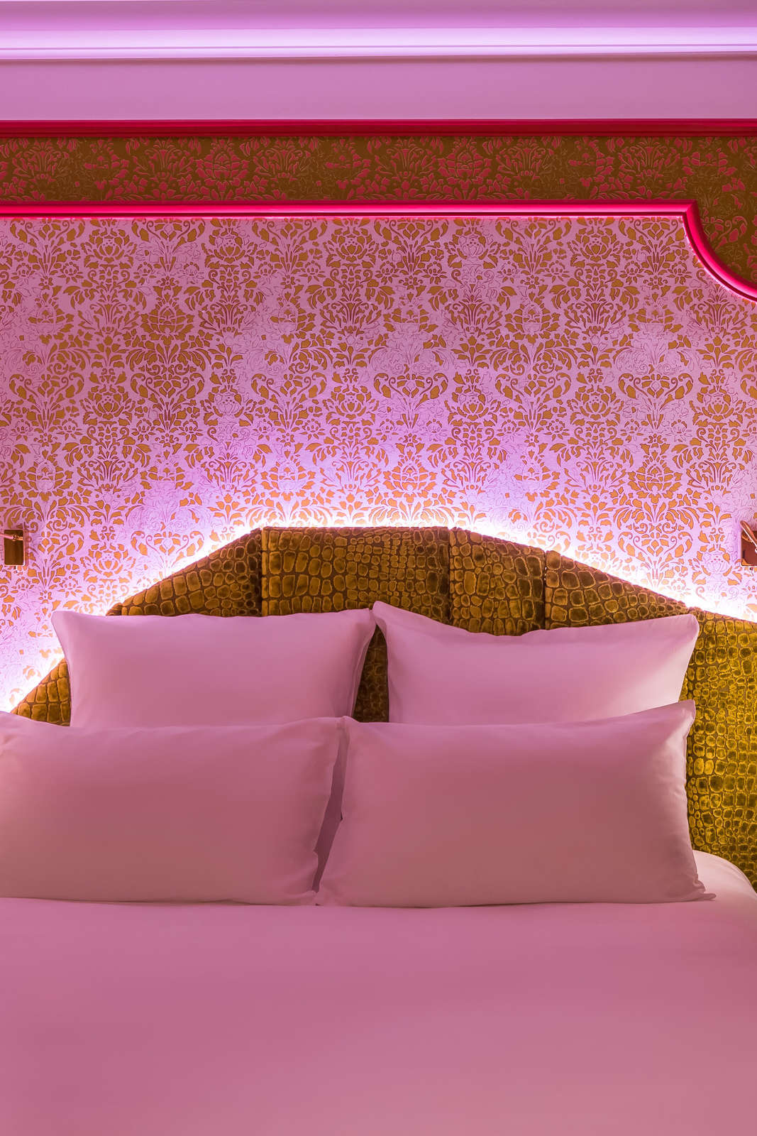 Hotel Idol Hotel by Elegancia photo 2