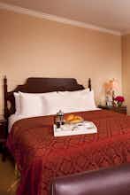 Hotel Ayres Suites Corona West photo 1