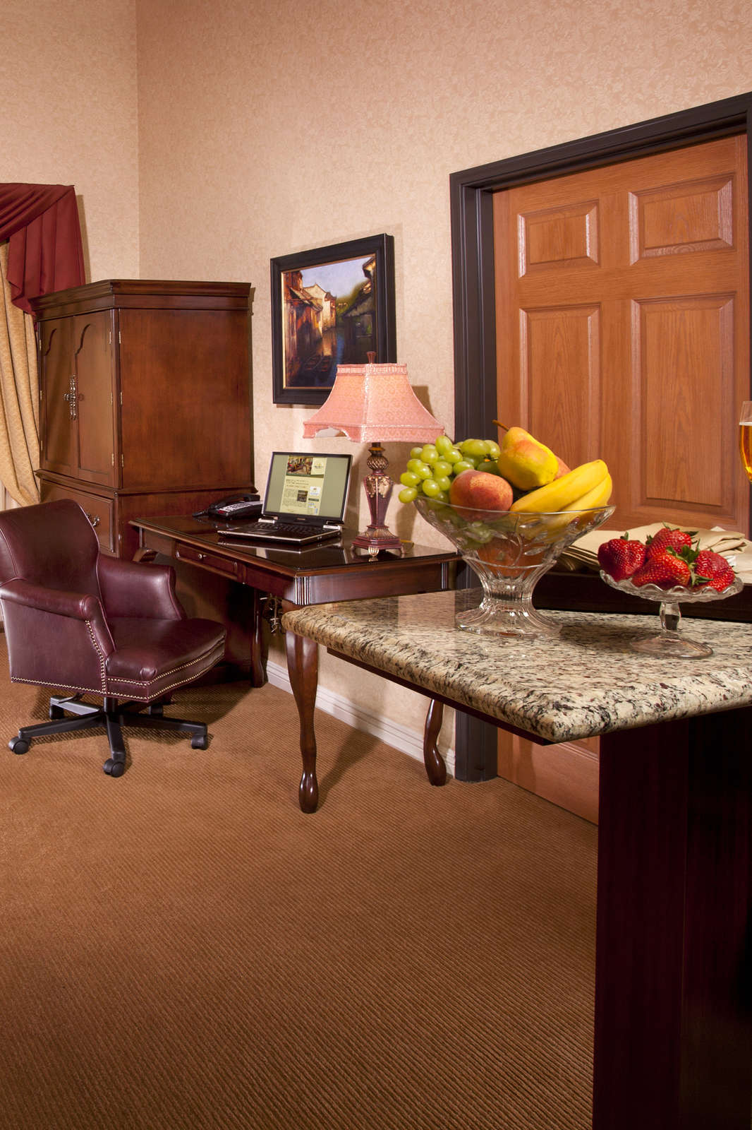 Hotel Ayres Suites Corona West photo 4