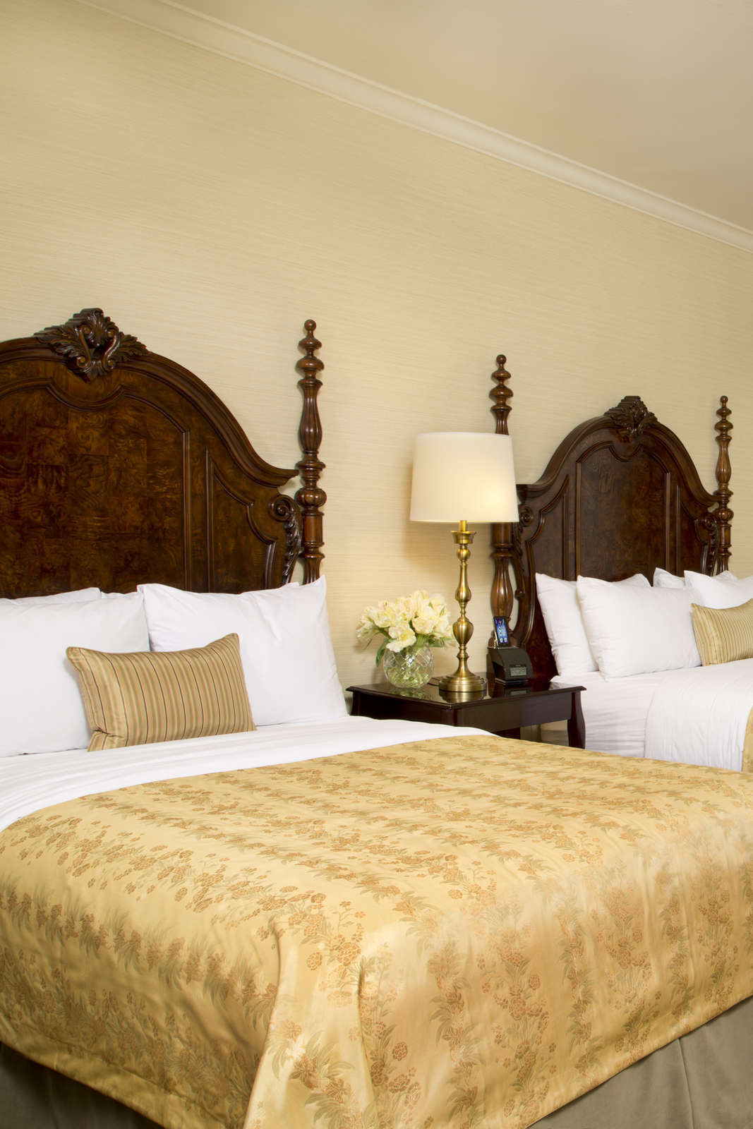 Hotel Ayres Hotel & Suites Costa Mesa photo 2