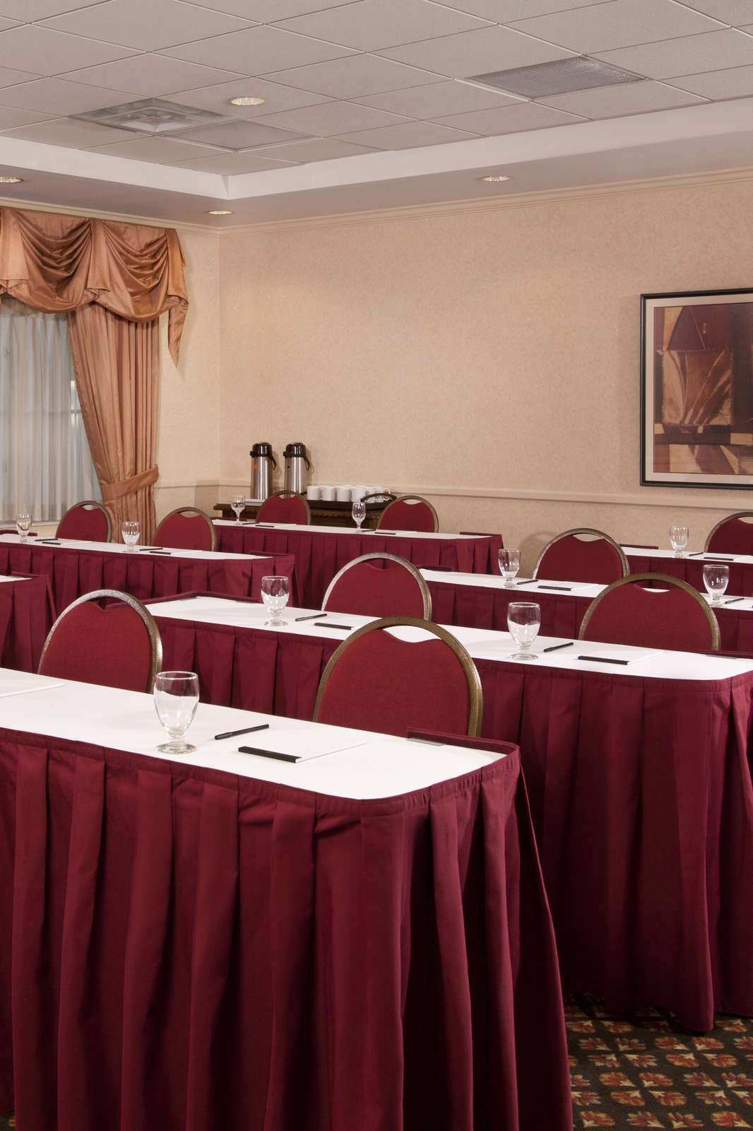 Hotel Ayres Inn & Suites Ontario Mills Mall photo 5