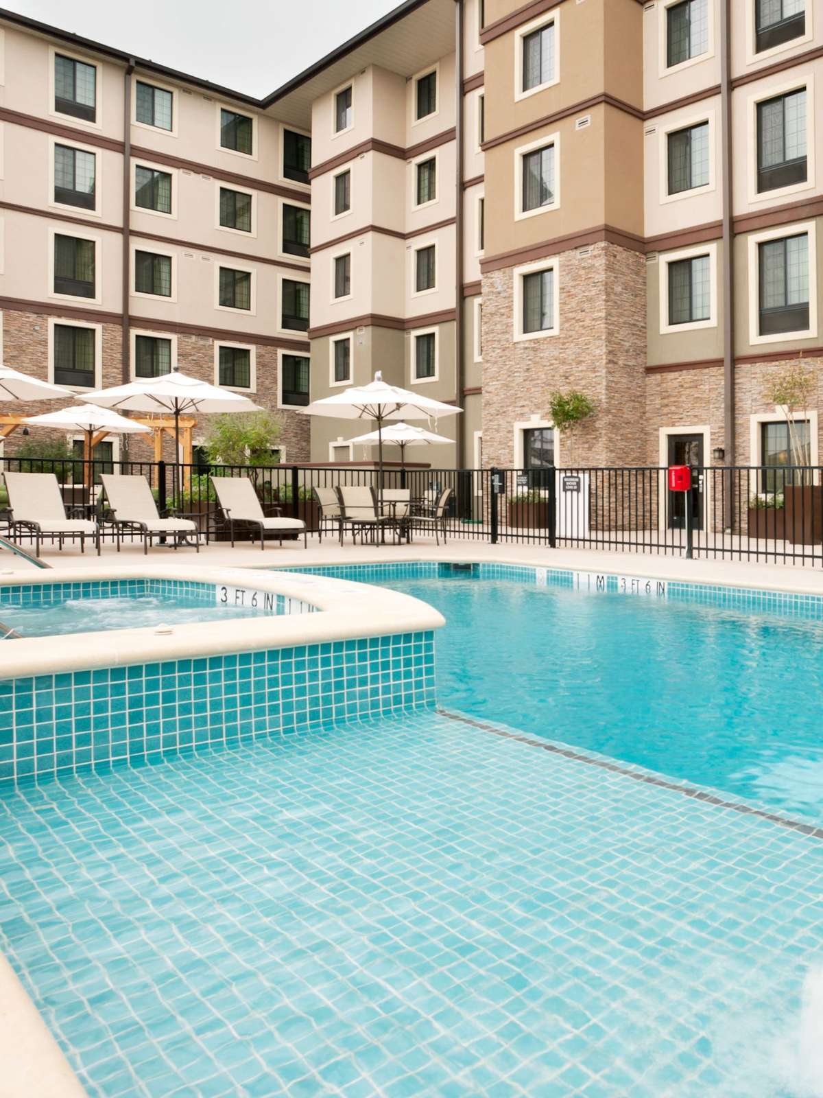 Hotel Staybridge Suites San Antonio Stone Oak photo 5