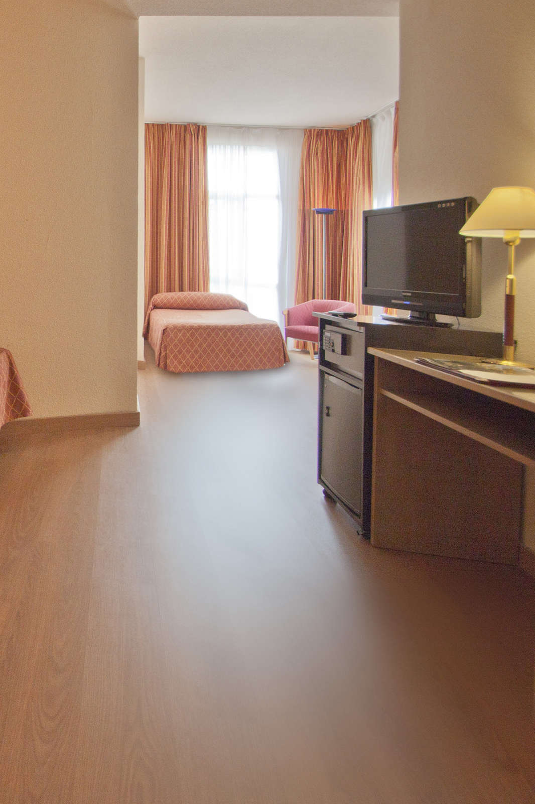 Hotel TRH La Motilla Business & Cultural photo 5