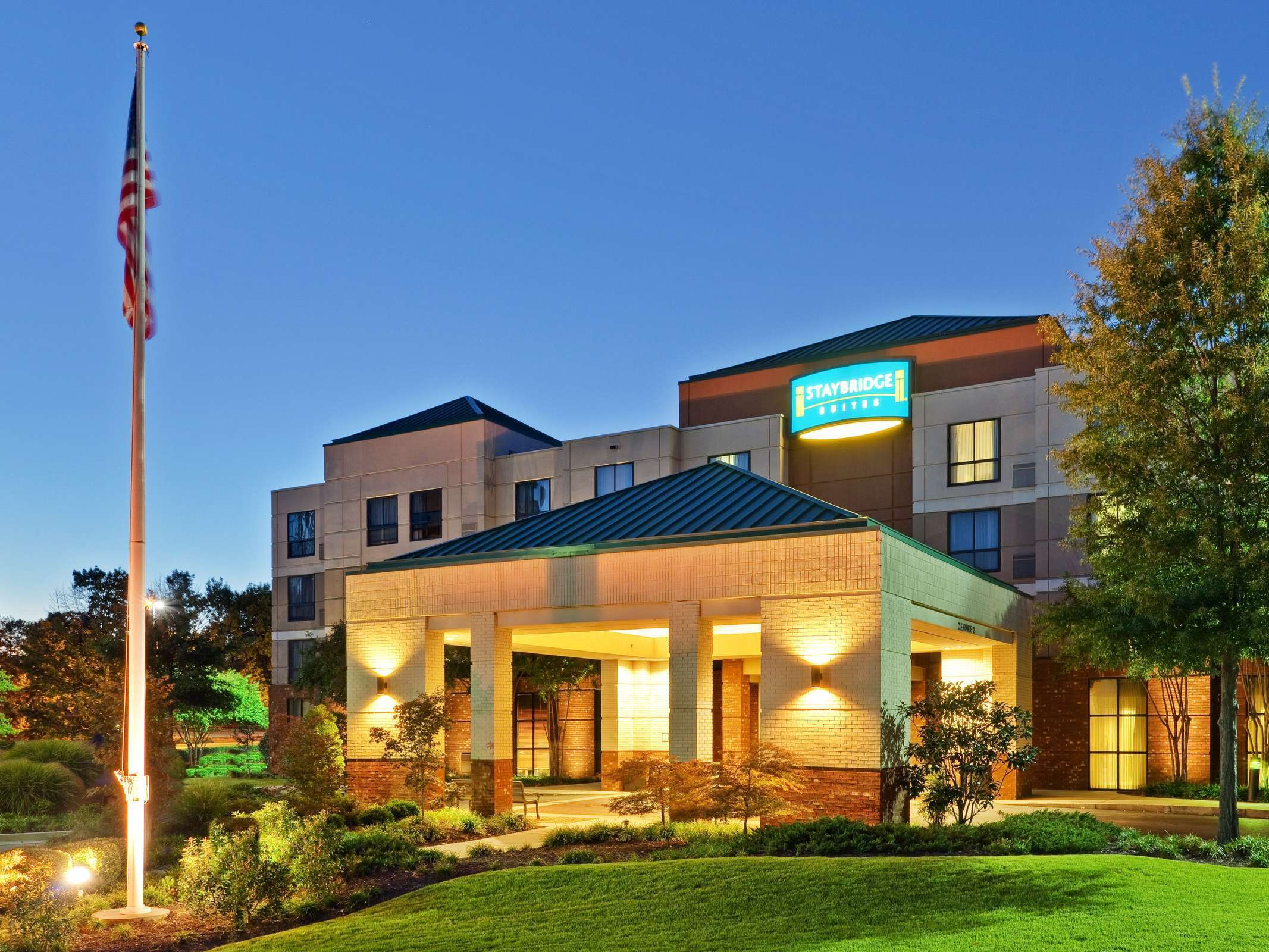 Staybridge Suites Memphis Poplar Avenue East