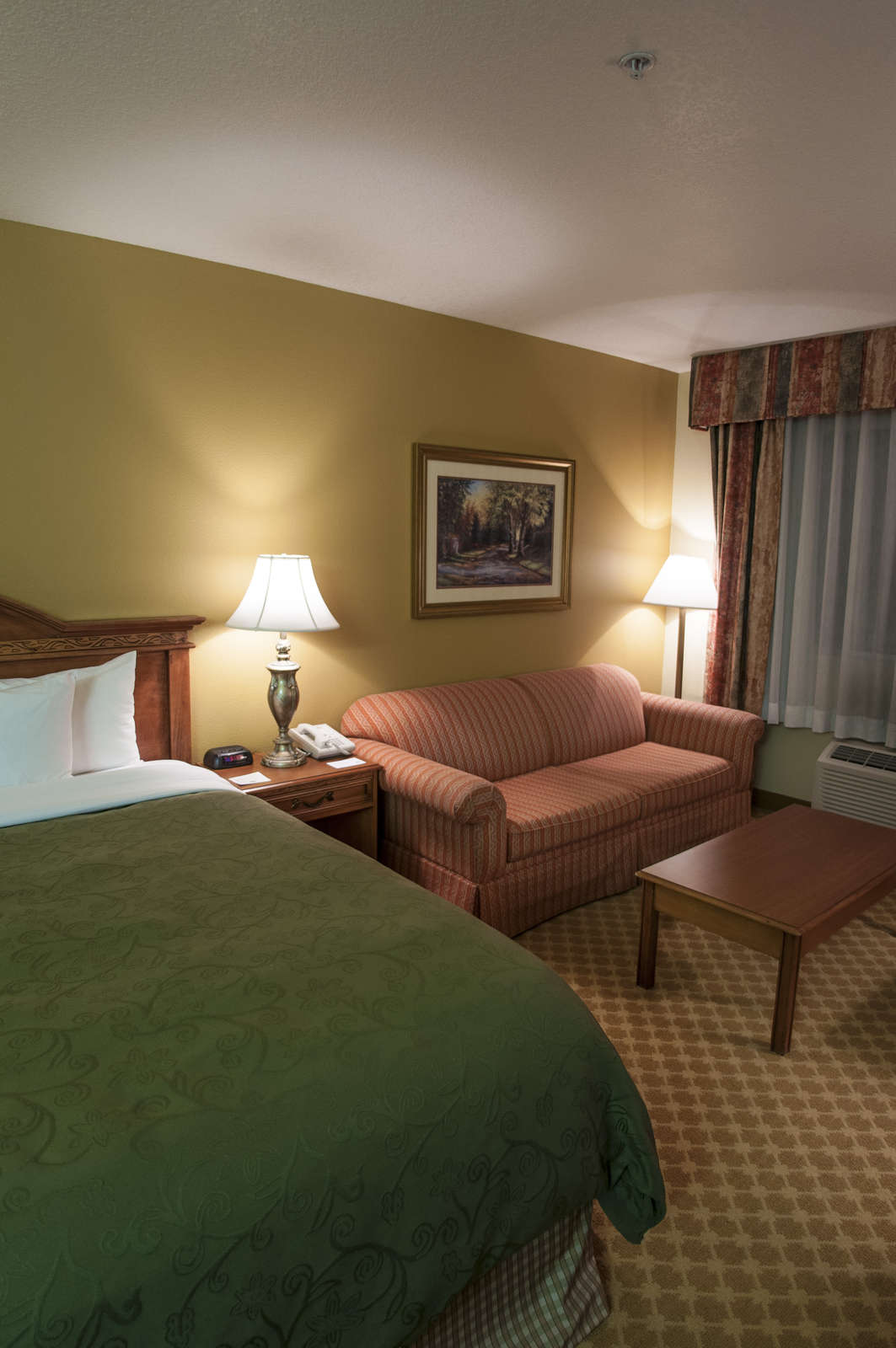 Hotel Country Inn & Suites by Carlson PDX photo 5