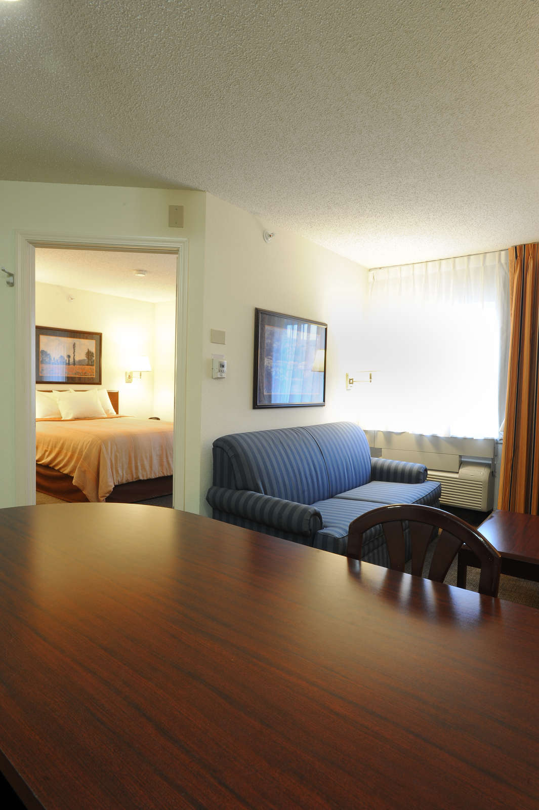 Hotel Hawthorn Suites Blue Ash photo 5