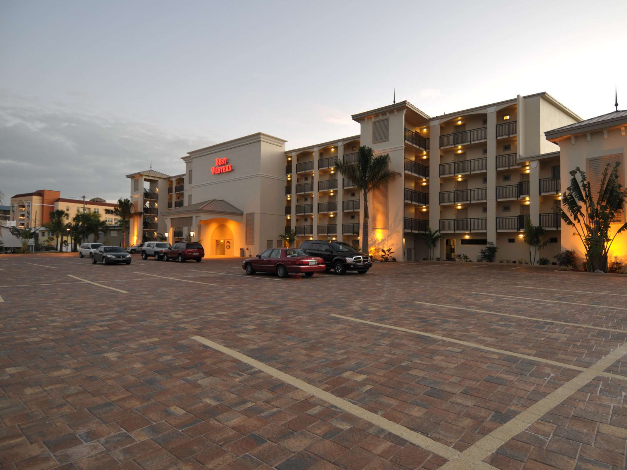 Best Western Plus Beach Resort