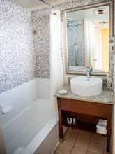 Hotel Best Western Plus Yacht Harbor Inn photo 3