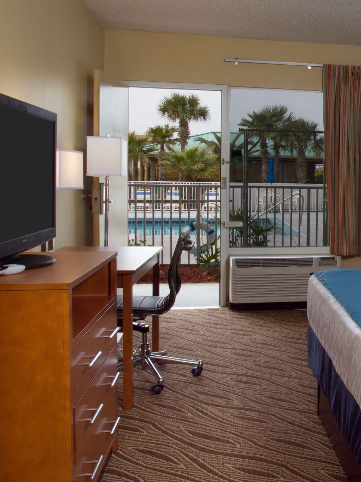 Hotel Best Western Navarre Waterfront photo 2