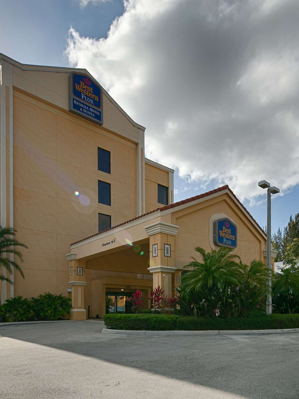 Hotel Best Western Plus Kendall Hotel & Suites photo 5