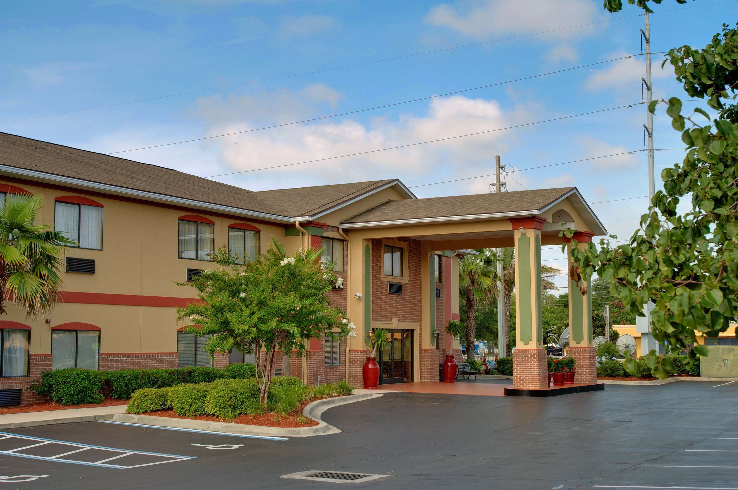 Best Western Mayport Inn & Suites