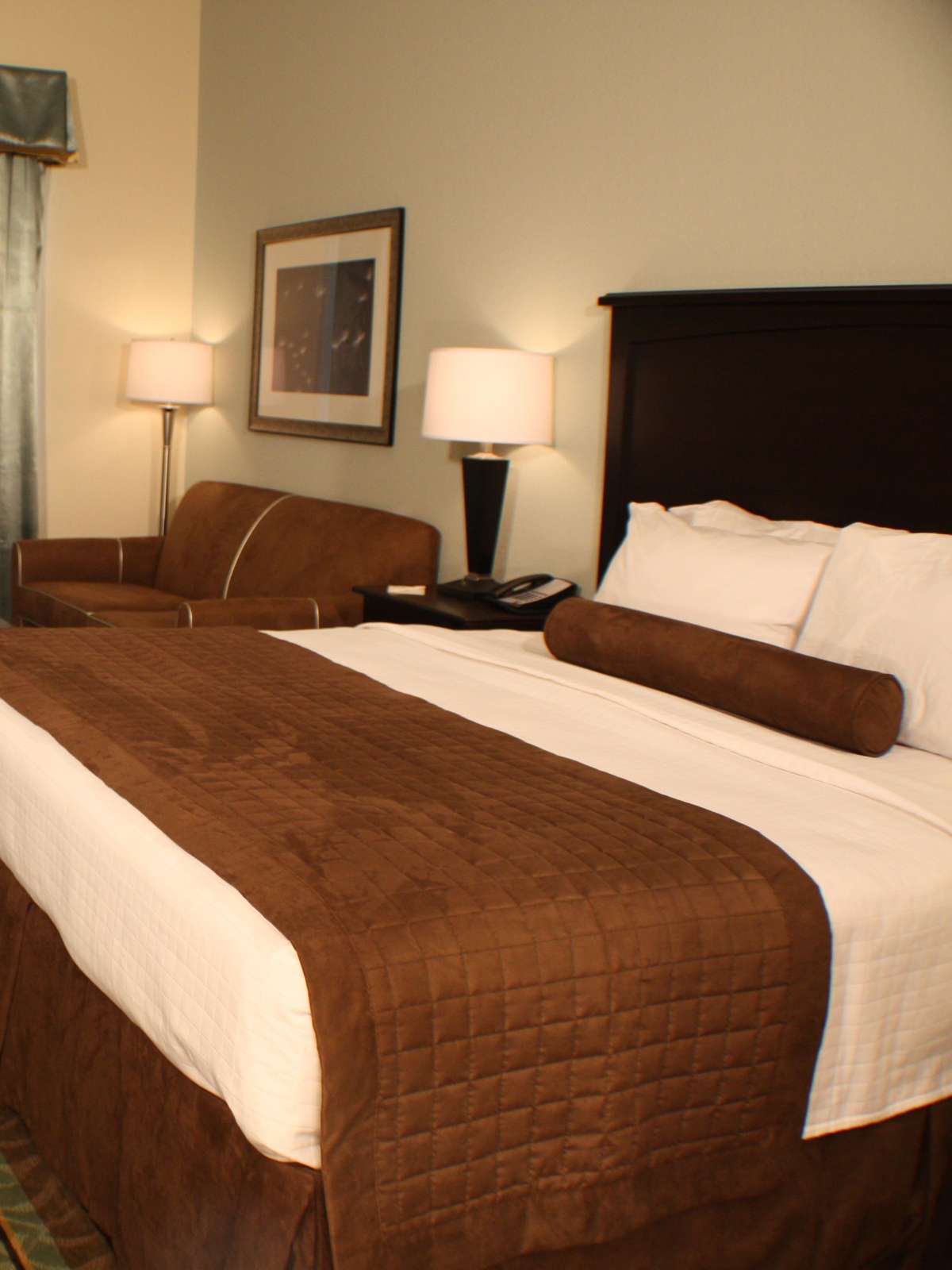 Hotel Best Western Plus Chain of Lakes Inn & Suites photo 1
