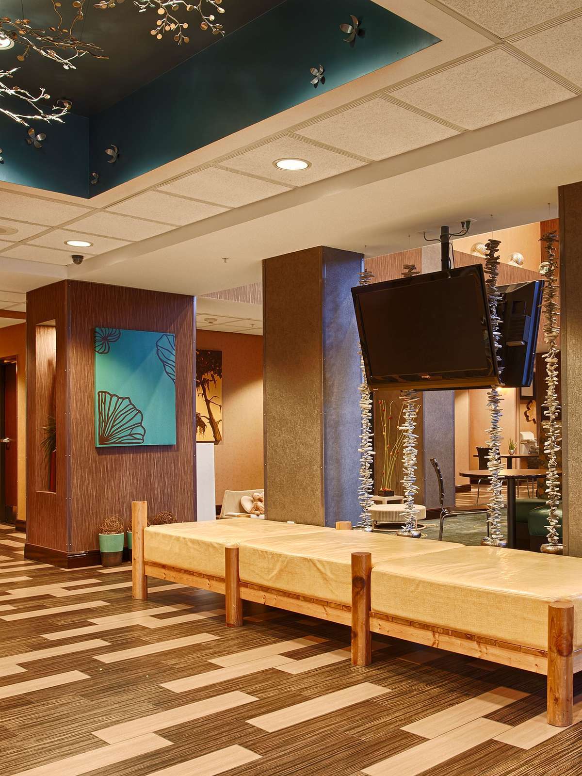 Hotel Best Western Plus Chain of Lakes Inn & Suites photo 4