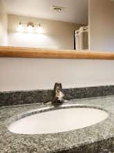 Hotel Best Western Oakbrook Inn photo 3