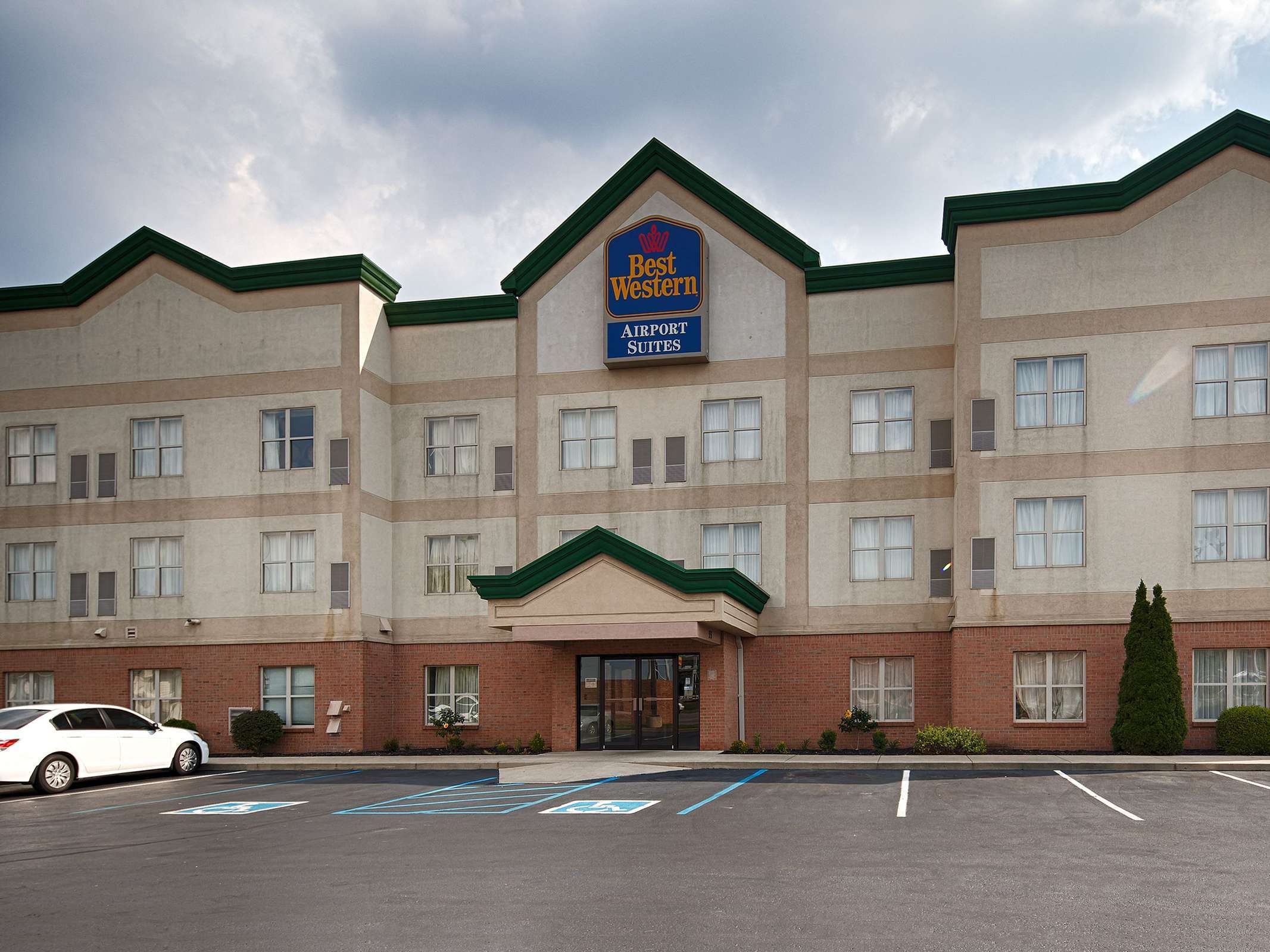 Best Western Airport Suites