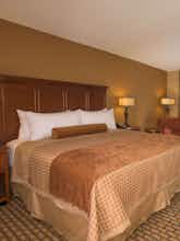 Hotel Best Western Plus Lake Lanier Gainesville Hotel & Suites photo 1