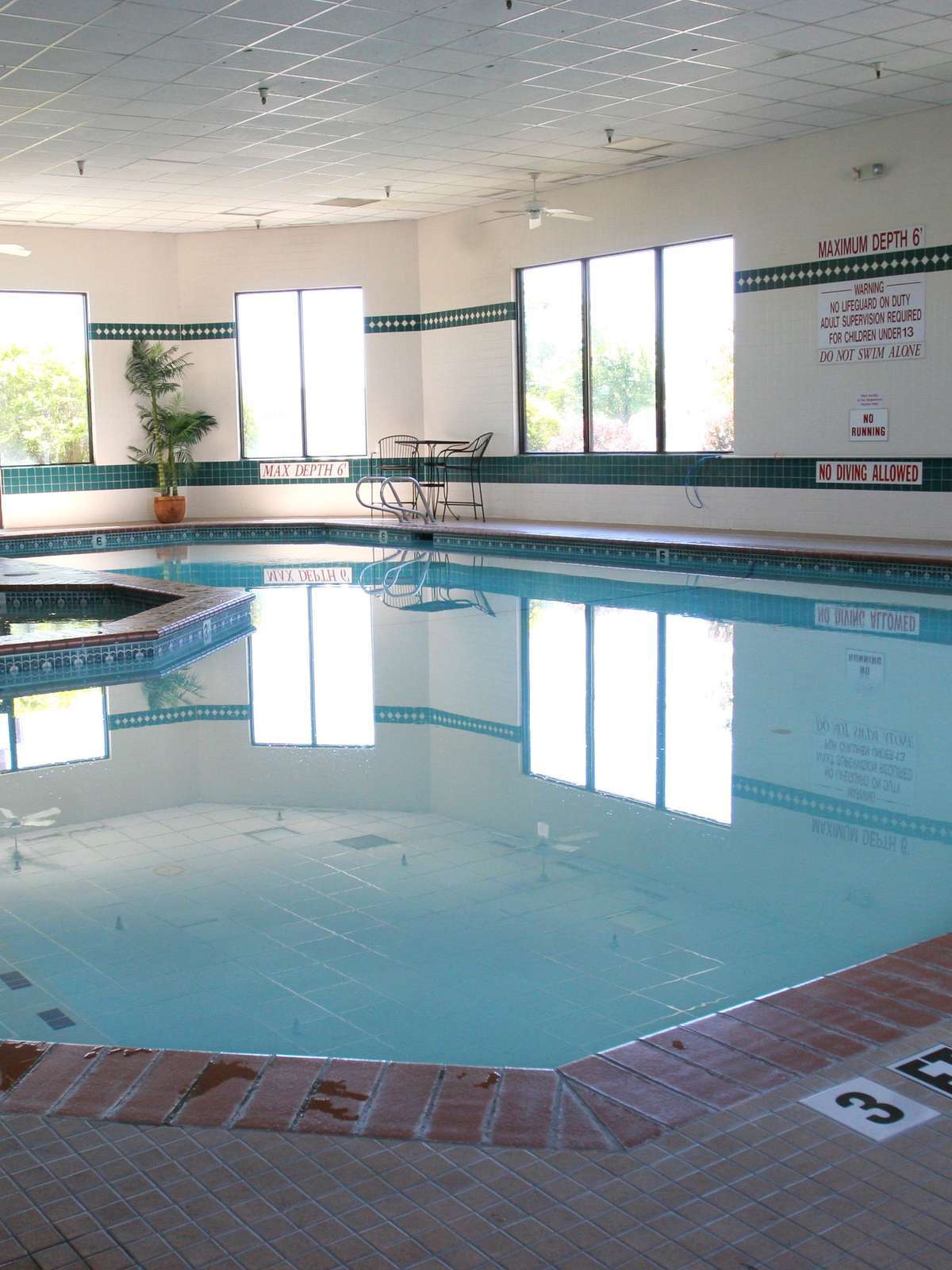 Hotel Best Western Plus CottonTree Inn photo 4