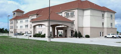Best Western Plus MidAmerica Hotel