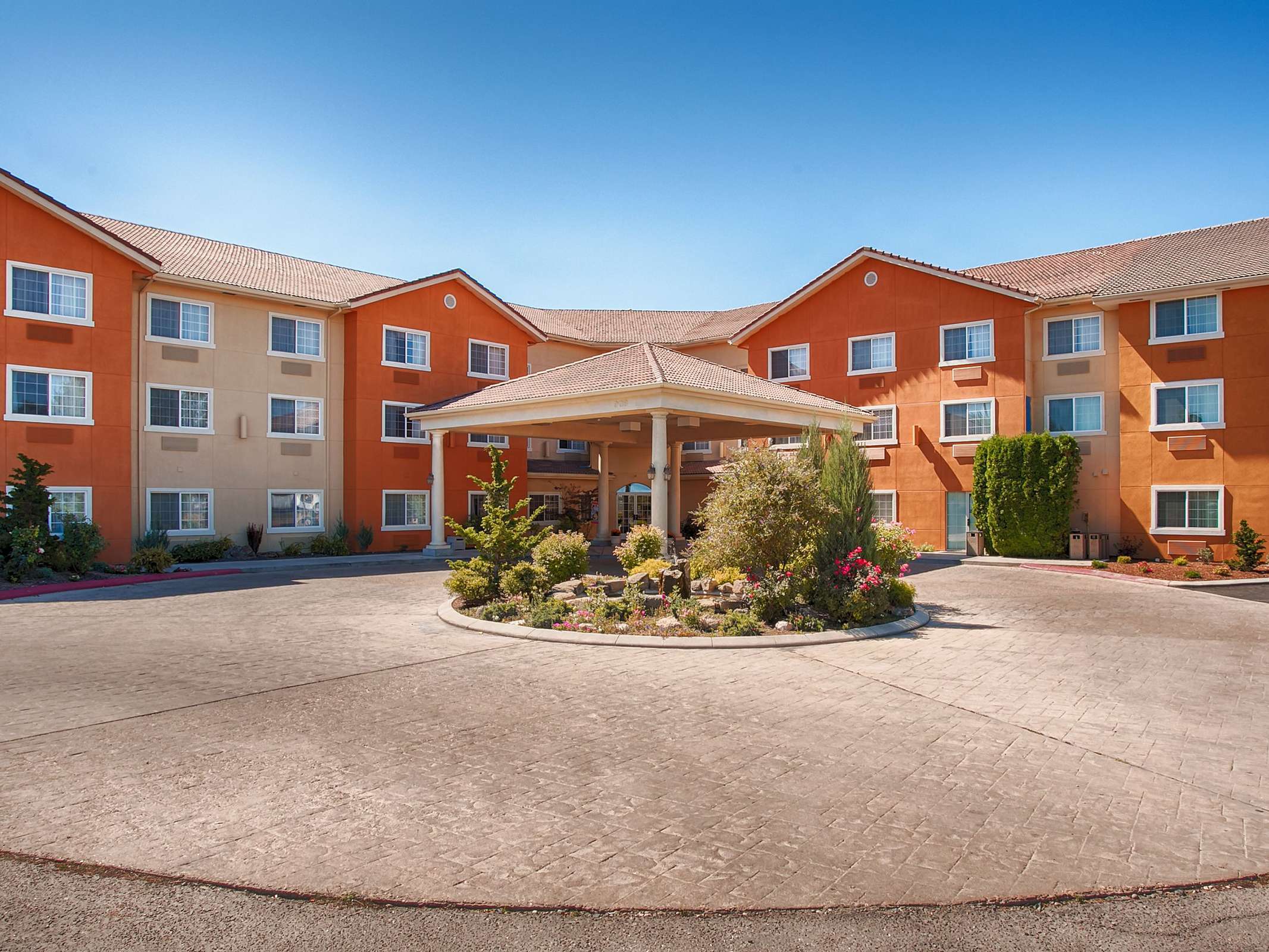 Best Western Plus Caldwell Inn & Suites