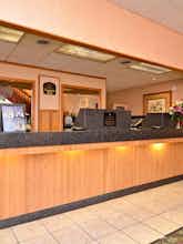 Hotel Best Western Plus Longbranch Hotel & Convention Center photo 5