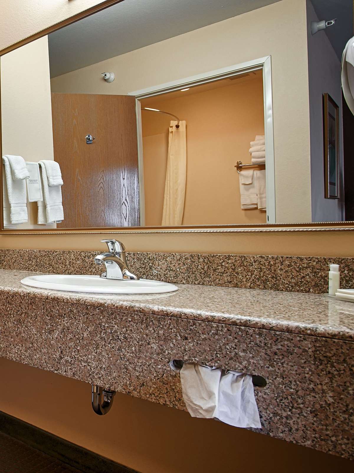 Hotel Best Western Manhattan Inn photo 3