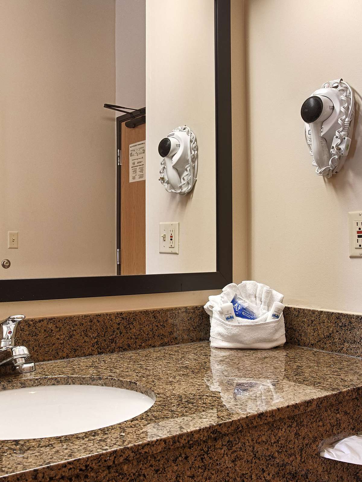 Hotel Best Western Plus Albert Lea I-90/I-35 Hotel photo 3