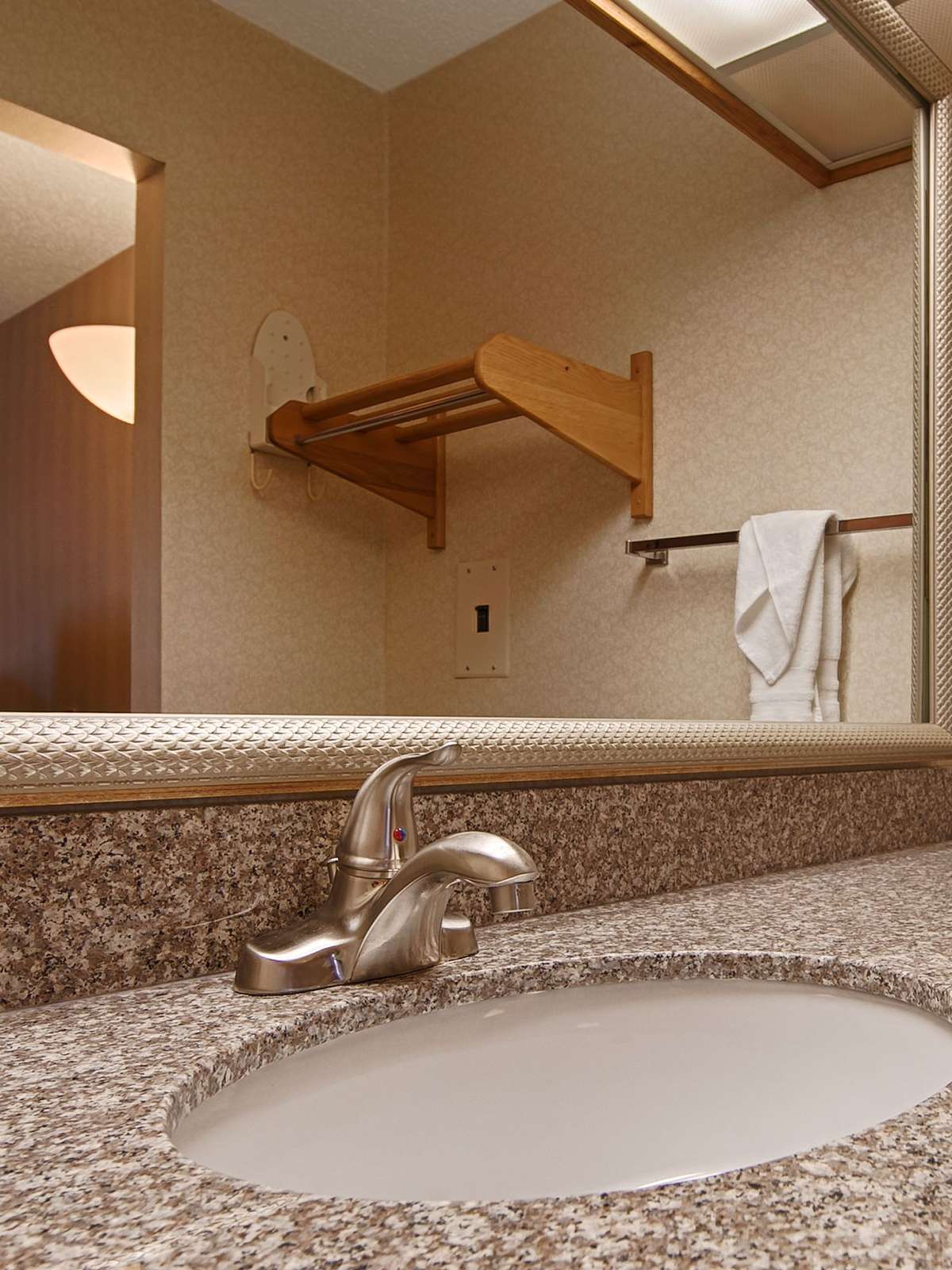 Hotel Best Western Green Tree Inn photo 3