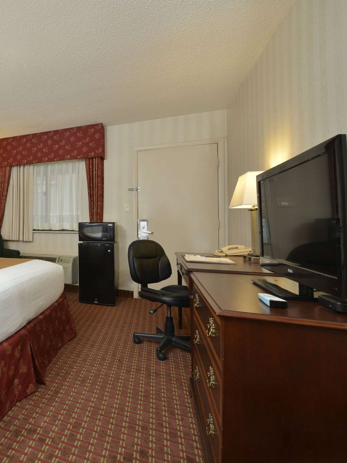 Hotel Best Western Green Tree Inn photo 2