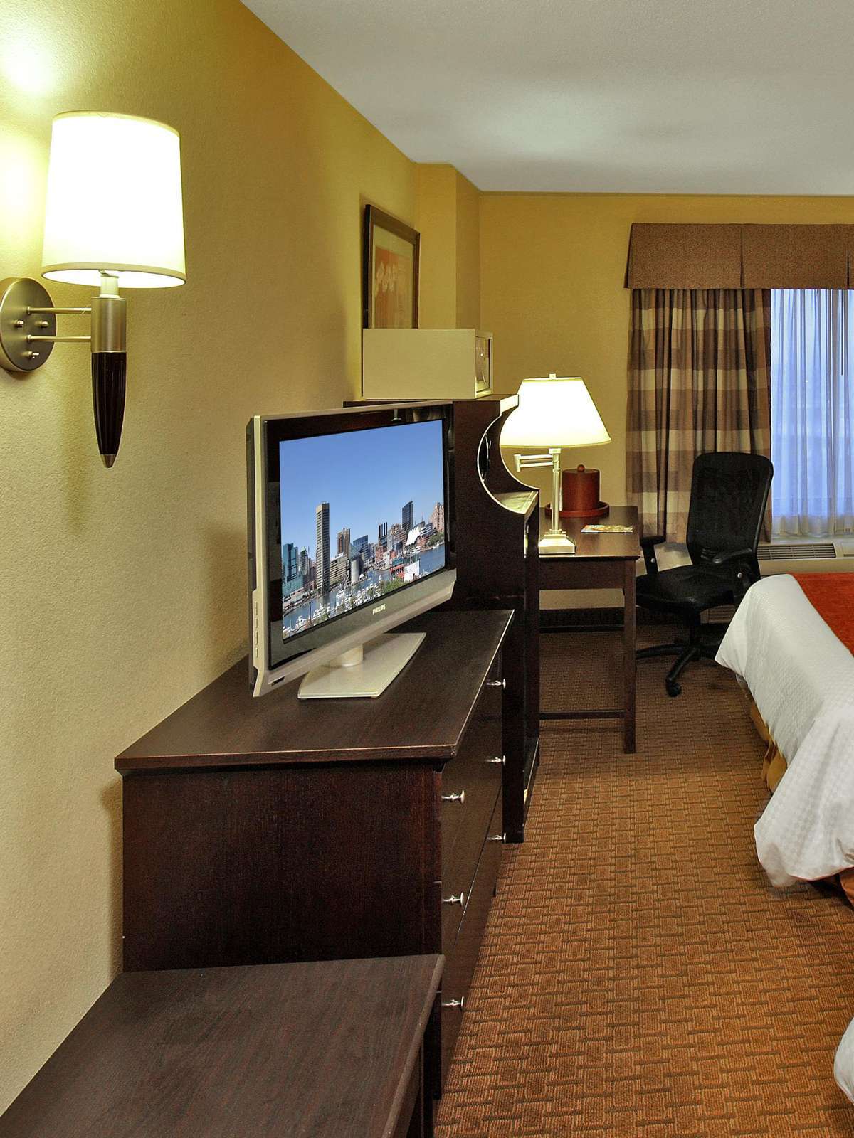 Hotel Best Western Plus Hotel & Conference Center photo 2